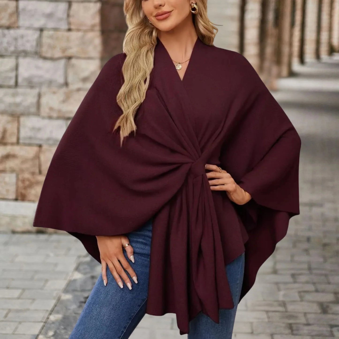 Benthe | Elegante Gedrapeerde Poncho
